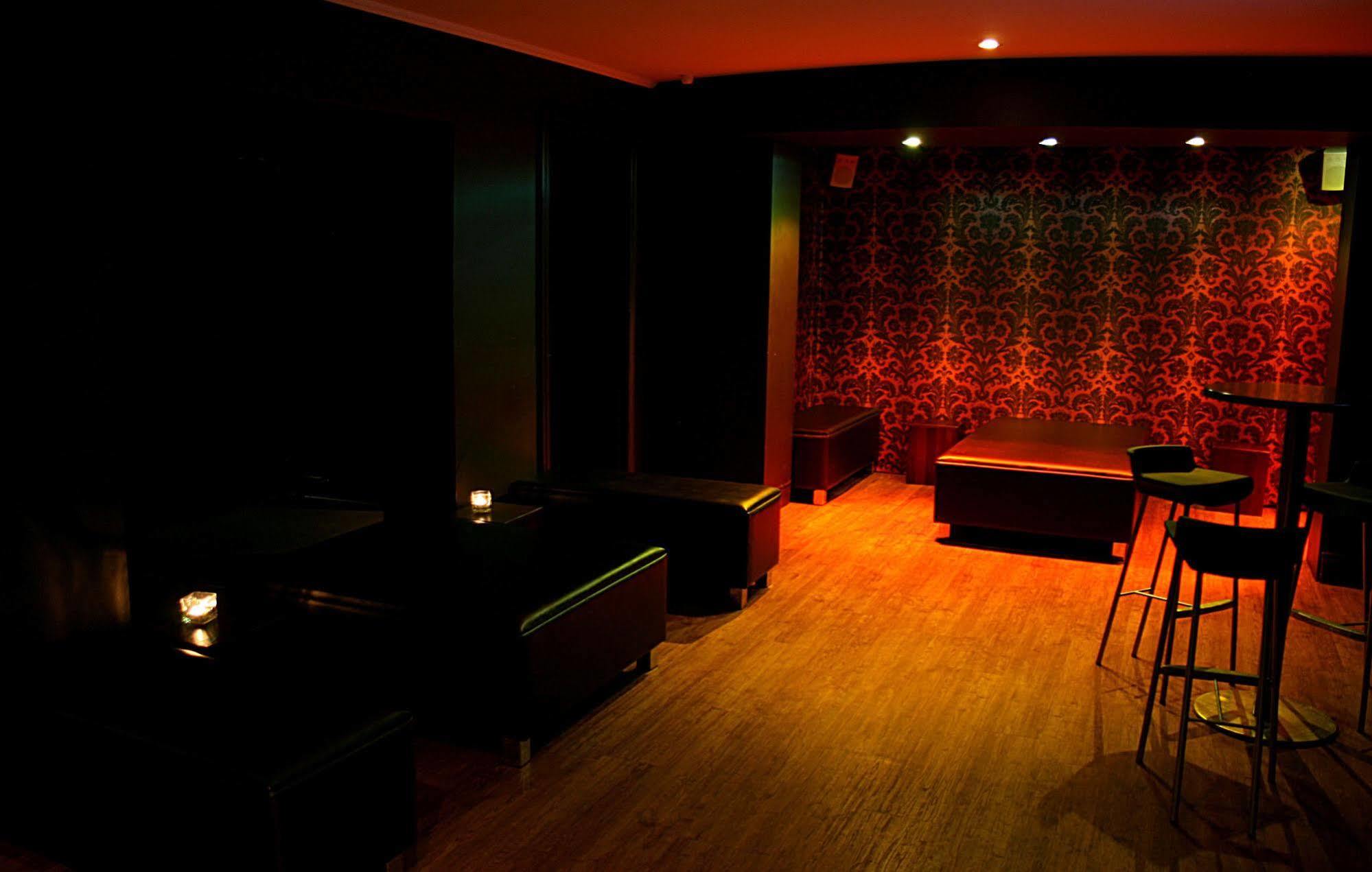 Glenelg Beach Hostel Eksteriør billede